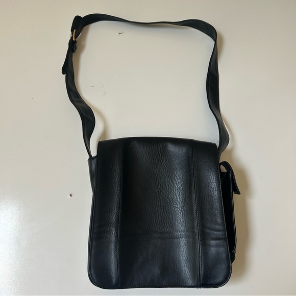 Vintage Black Leather Satchel handbag Crossbody sunglass side pocket 12x10 - Picture 1 of 10